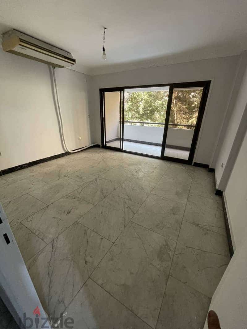 شقة للإيجار فى المهندسين فى موقع مميز بجوار نادى الصيد و فندق كانزى 1