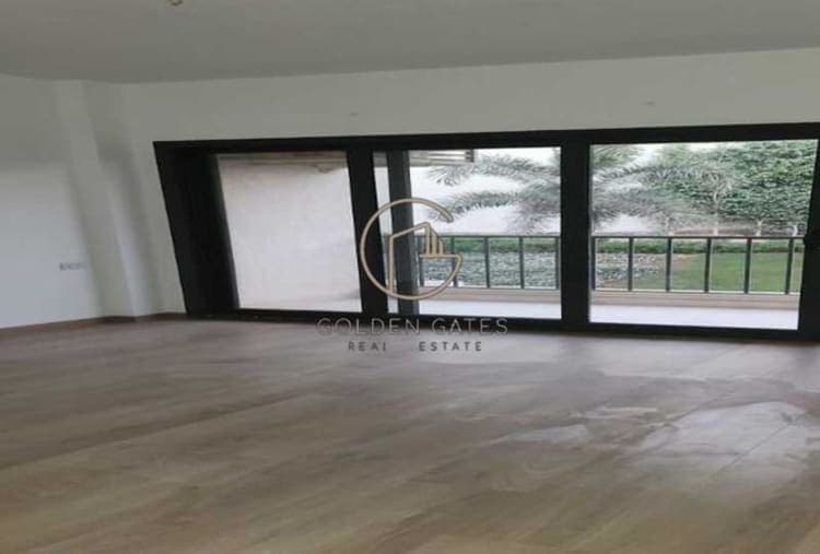 شقه للإيجار فى فيفث سكوير ( مراسم ) 1