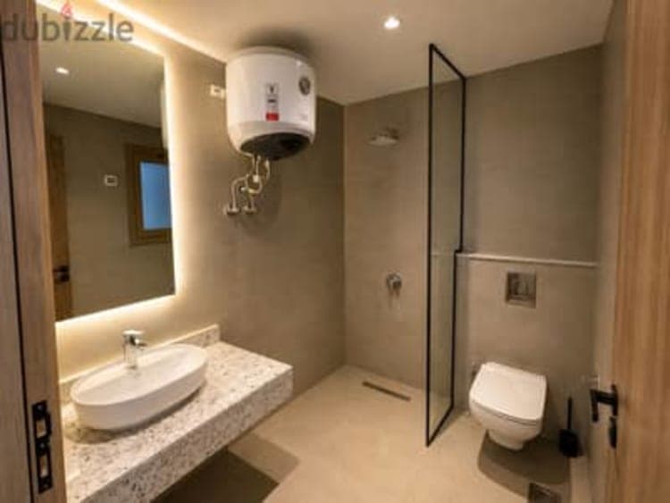 Premium 2 bedroom at hacienda west 8
