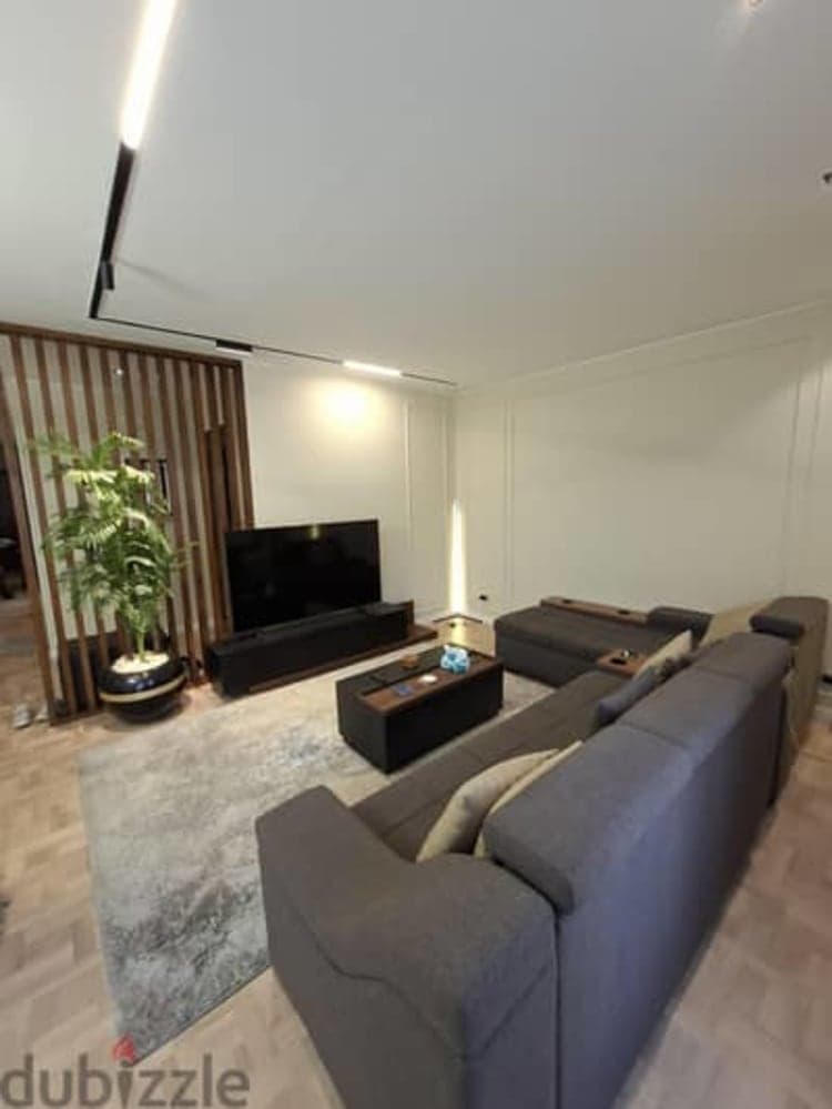 Fully furnished apartment in Karma Residence 2