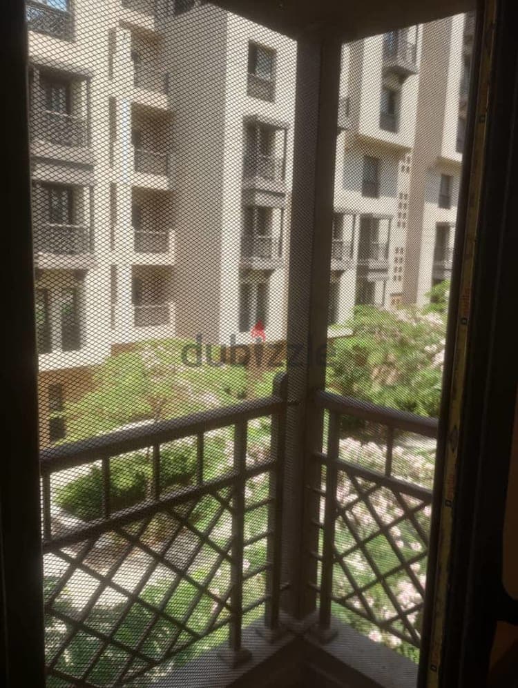 شقة للايجار في كومباوند أرابيسك 1