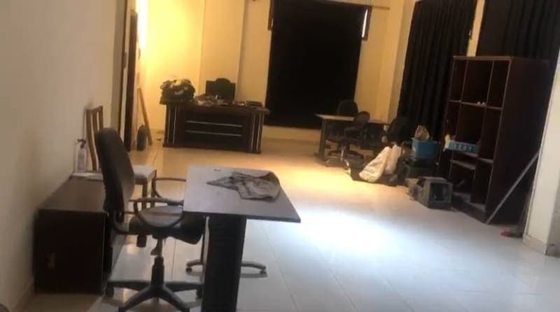 بيزنت 180 متر للإيجار الإداري بالتجمع الخامس 1