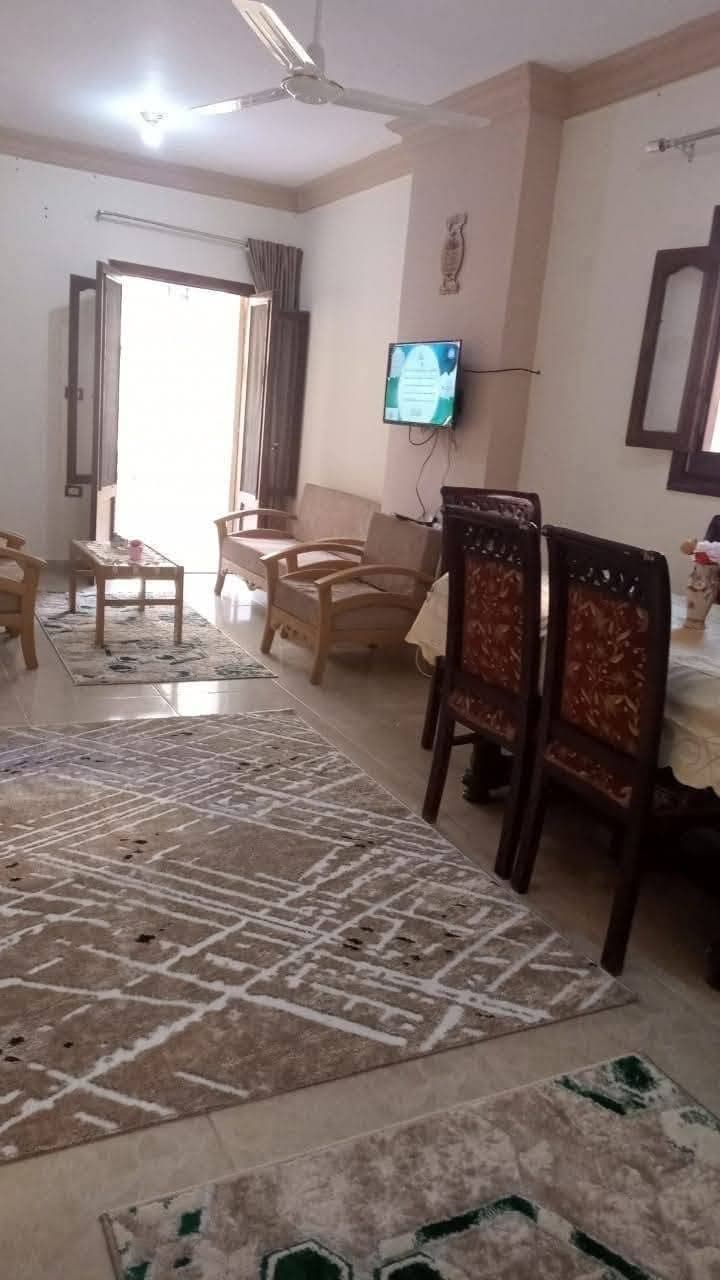 شقة 3 غرف للإيجار في العوام 2
