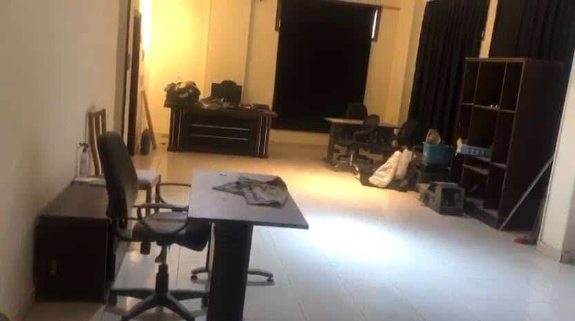 بيزنت 180 متر للإيجار الإداري بالتجمع الخامس 1