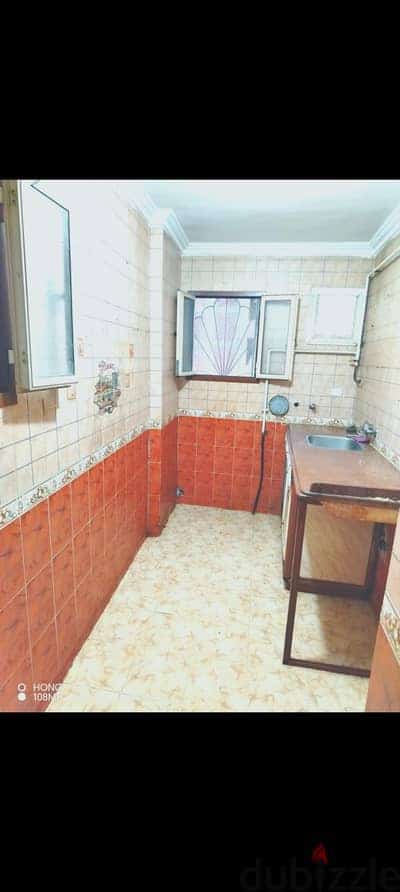 شقه سوبرللايجار بالاسكندريه عالمترو الجديد بحري 1