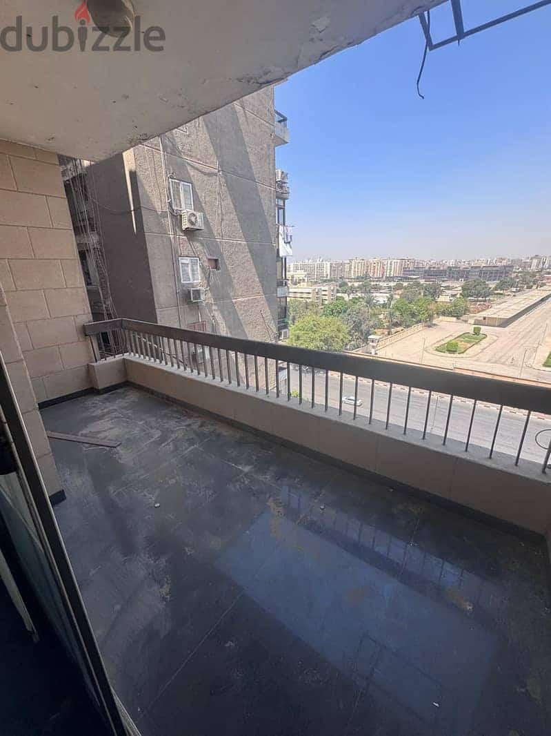 للايجار شقة على شارع الطيران 160م اداري بسعر مميز 1